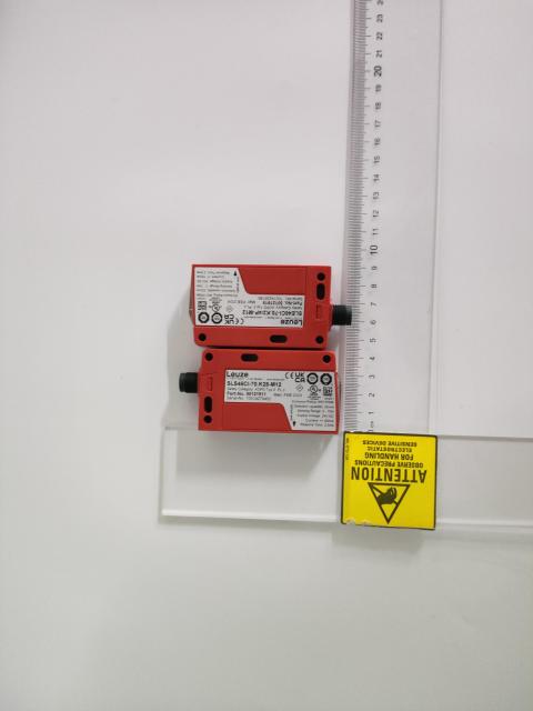 In Stock German LEUZE Single Light Beam Safety Device Transmitter SLS46CI-70.K28-M12