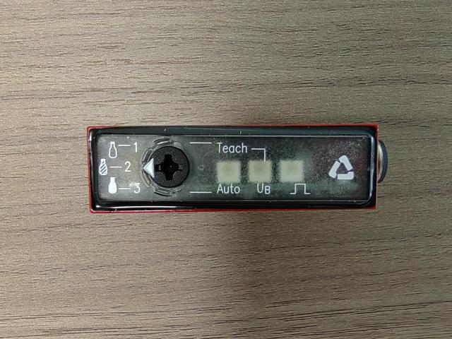 In Stock German LEUZE Polarized Retro-Reflective Photoelectric Sensor PRK 18/24 DL.46