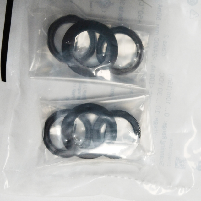 In Stock German SICK Photoelectric Sensors GRSE18S-P2447