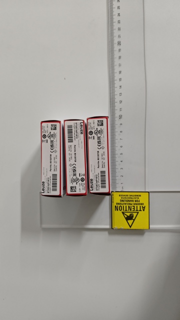 In Stock German LEUZE Energetic Diffuse Sensor ET328.3/4P-M12