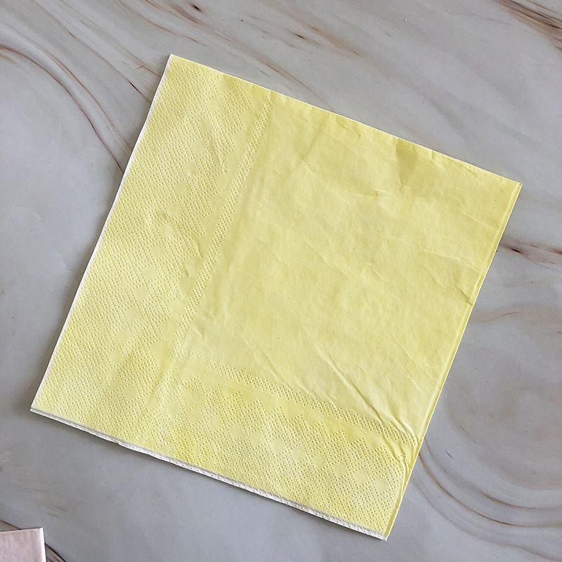 33cm Colored Disposable Napkins（x16）