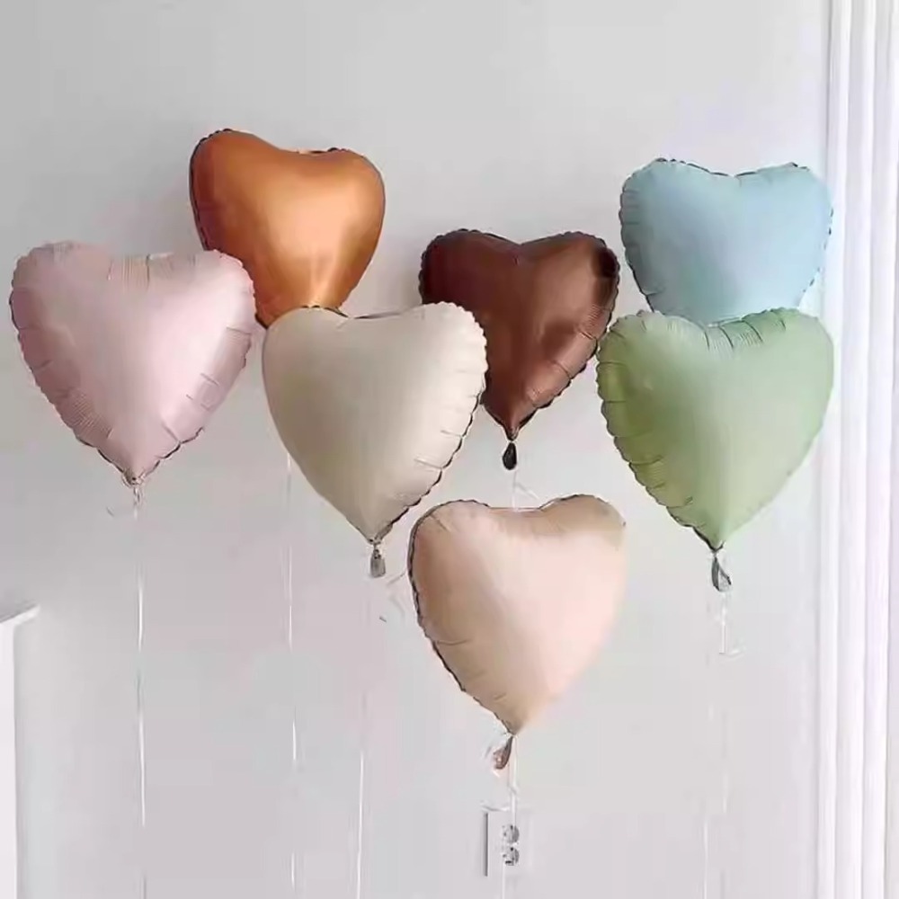 18-inch Vintage Cream Caramel Heart Foil Balloon With Five Pointed Stars