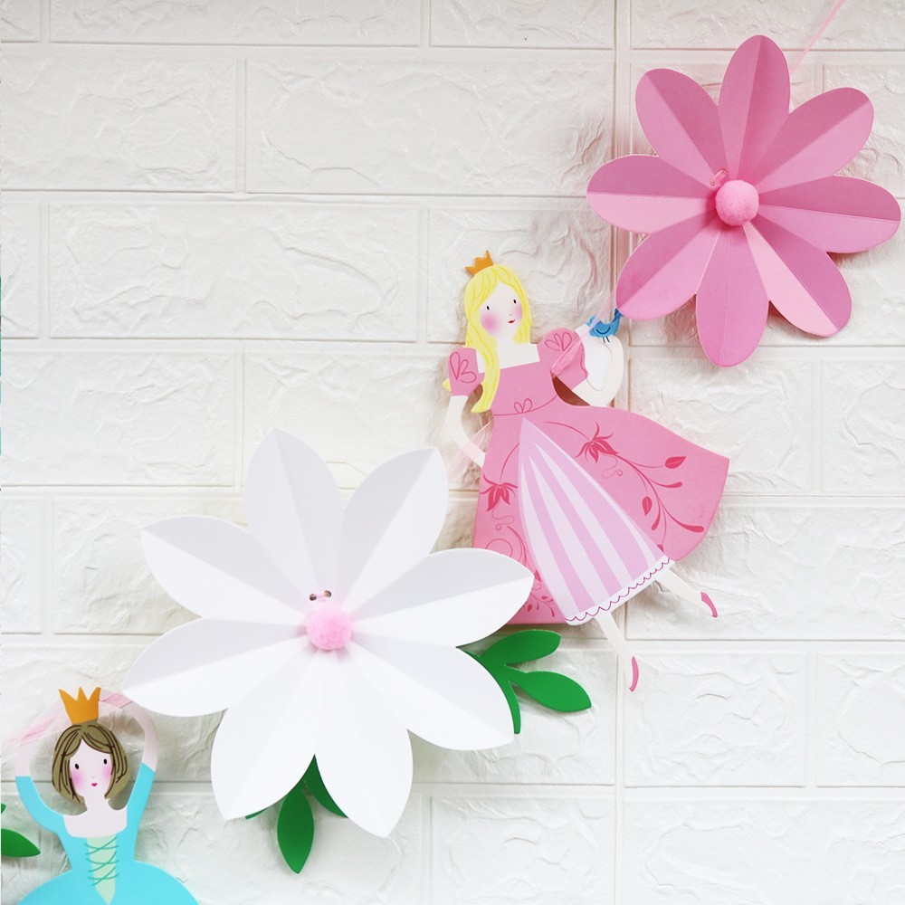 Flower Princess Pulls Banner