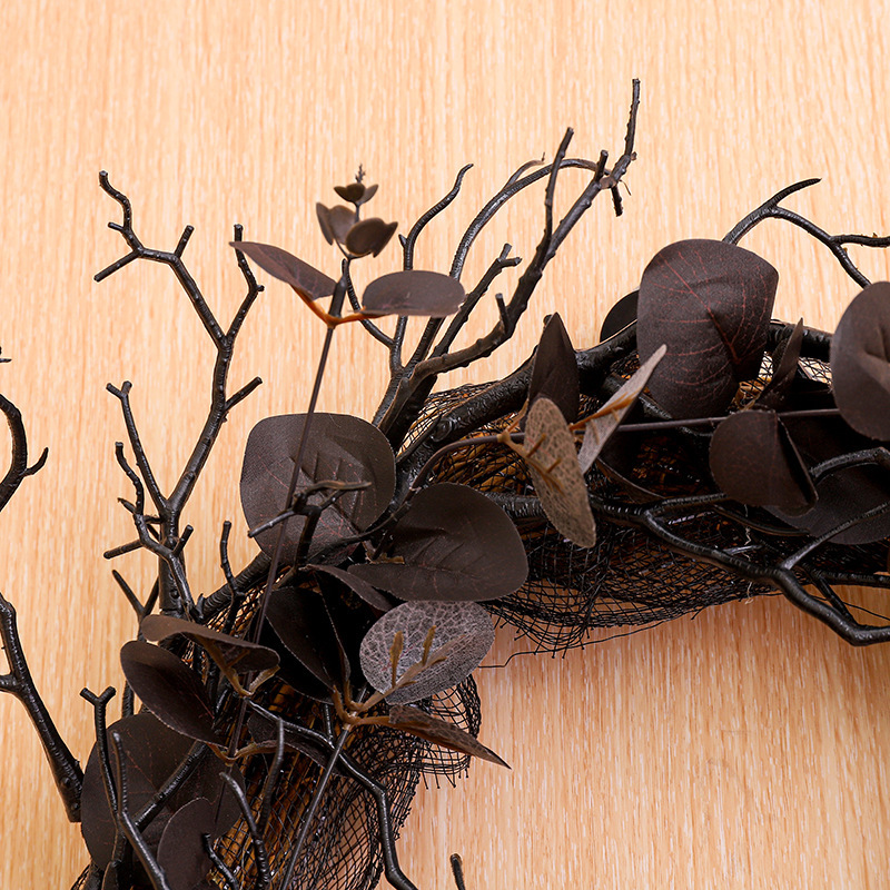 Halloween deadwood wreaths simulate flowers decorated with black wreaths hanging on doors