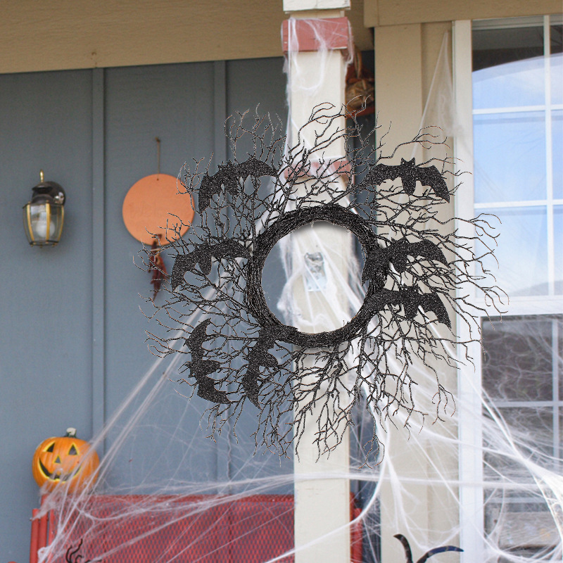 Black Deadwood Bats Decorate Garlands For Halloween