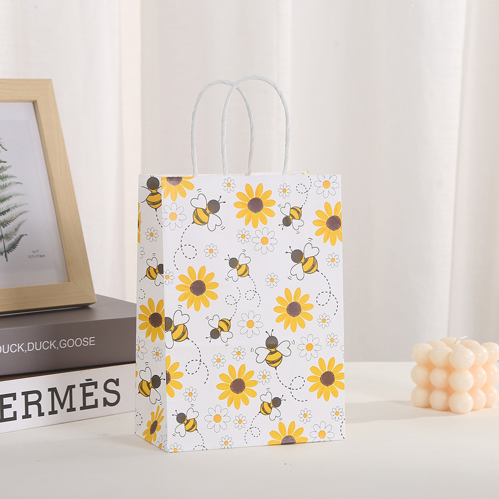 Bee Gift Bags with Handles for Party Favor Bee Paper Bags for Bee Party Decorations
