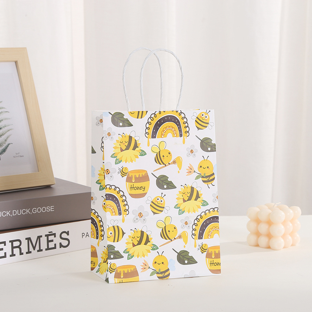 Bee Gift Bags with Handles for Party Favor Bee Paper Bags for Bee Party Decorations