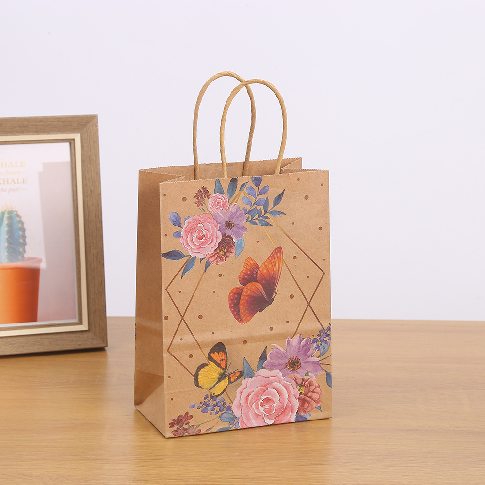 21cm*15cm*8cm  Butterfly Party Favors Gift Bags Goodie Treat Candy Bags for Fluttering by Paper Bags with Handles