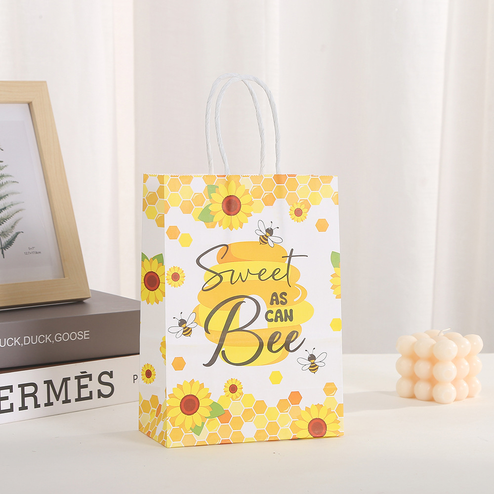 Bee Gift Bags with Handles for Party Favor Bee Paper Bags for Bee Party Decorations