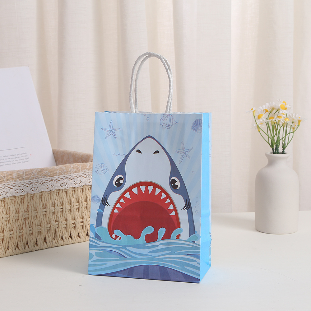 21cm*15cm*8cm Shark Party Bags with Paper Twist Handles Blue Shark Theme Candy Goodie Bags Present Bags