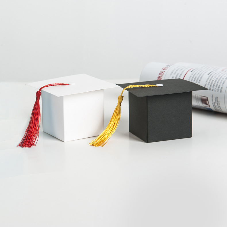 Graduation Sweet Boxes Doctoral Cap Shaped Gift Box with Tassel for Ceremony Party