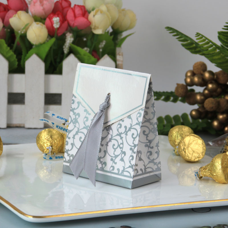 Triangle Paper Favor Boxes Chocolate Candy Paper Gift Boxes Paper Box
