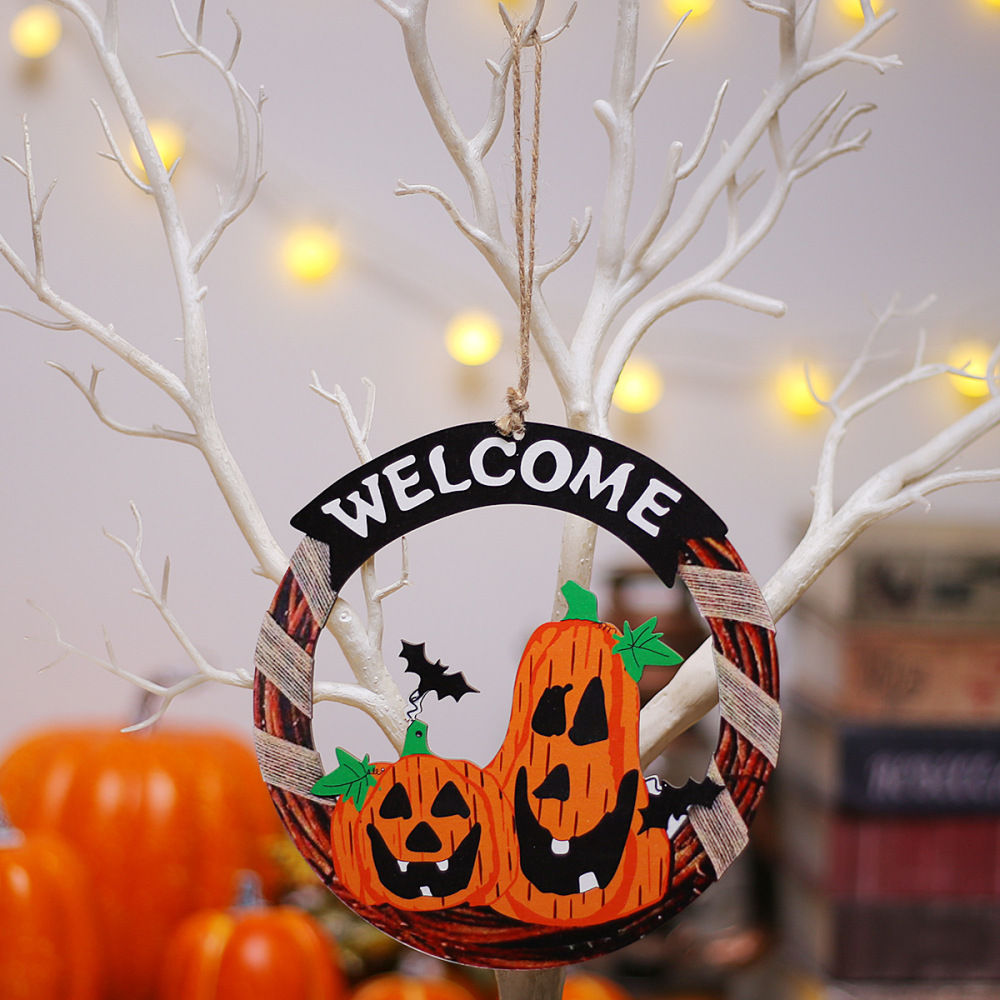 Halloween Circular Doorplate Wooden Pendant