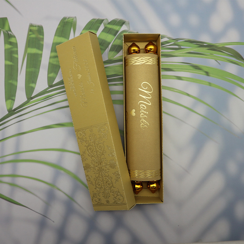 Royal Style Gold Foil Stamping Unique Box Tassel Packing Paper Scroll Rolling Wedding Invitation Cards