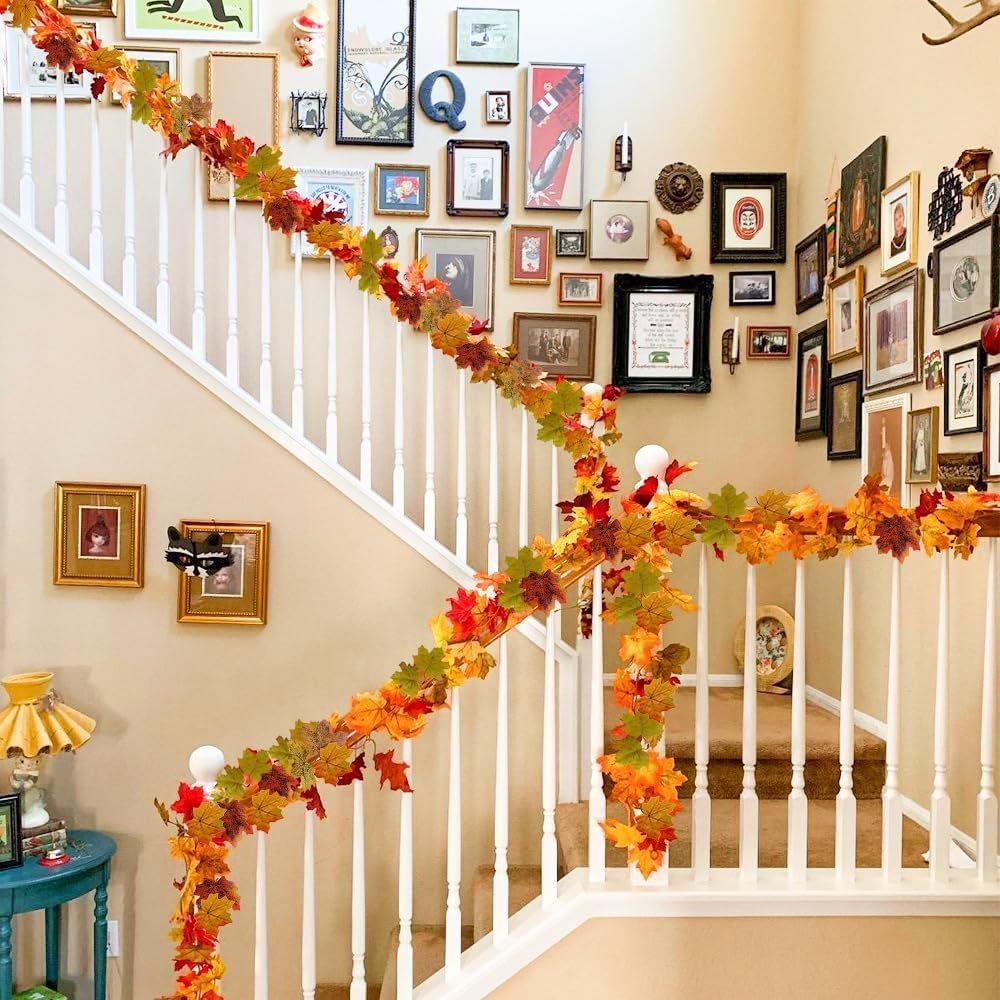 Autumn Decoration Artificial Green Plant Maple Leaf Christmas Wall Hanging Decoration Maple Cane