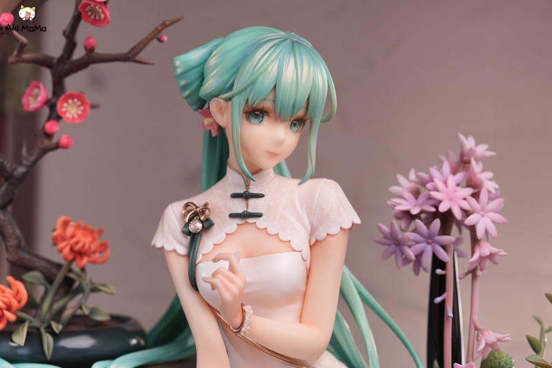 Myethos Vocaloid Hatsune Miku Shaohua Chinese Dress ver. 1/7 Figure (Inc. swappable hands ver.)