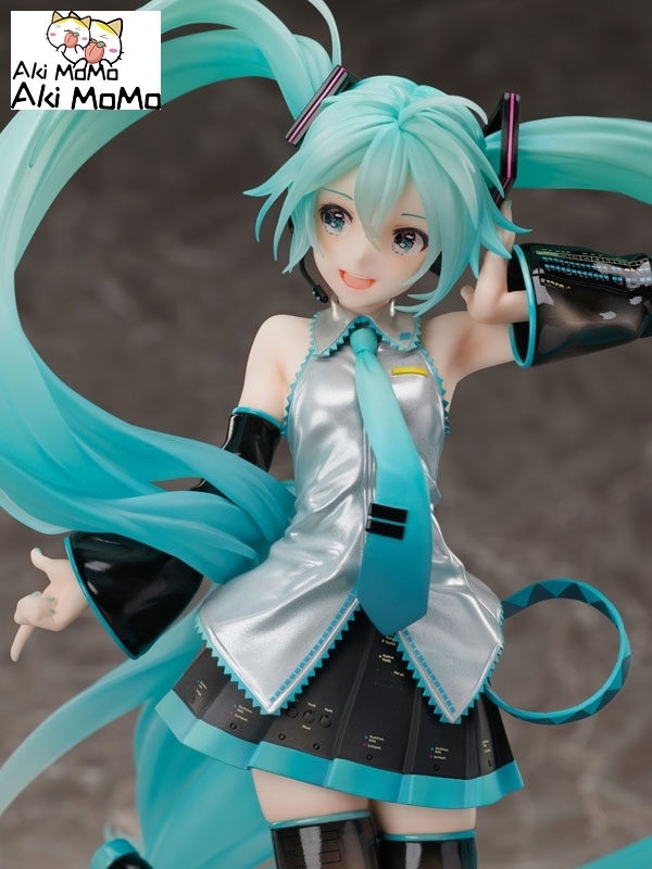 (Pre-order) FuRyu Hatsune Miku Chronicle 1/7 Figure