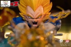 (Pre-order) Dragon Ball Vegeta 1/4 Licensed Scale Statue By Ryu Studio