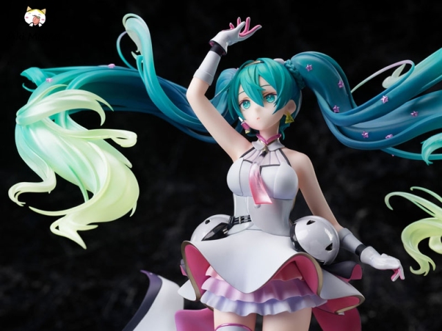 (Pre-order) FuRyu Hatsune Miku GALAXY LIVE 2020 Ver. 1/7 Figure
