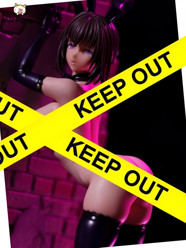 (Pre-order) iGou Figure Bunny Girl Momoko Black Ver. 1/5 Figure