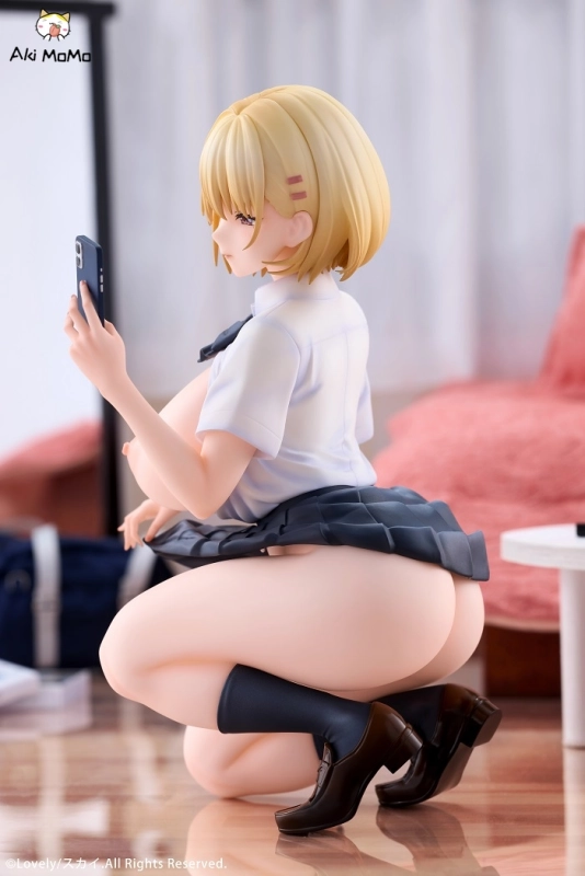 Lovely Hanako 1/6 Figure