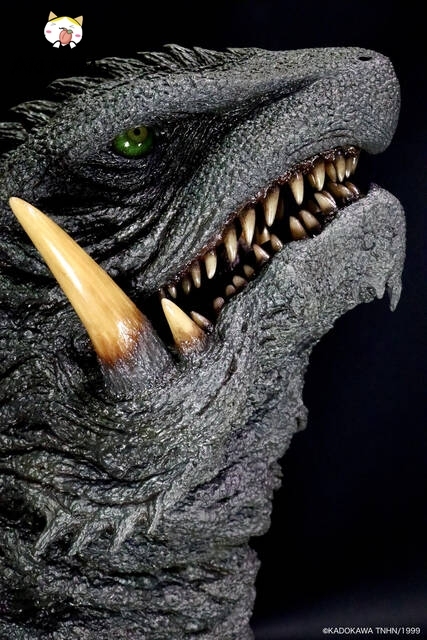 CCP x Kokuryu Studio Phantom Ultimate Modeling Gamera 3: Revenge of Iris Gamera 3 (1999) Head Model Colored Version