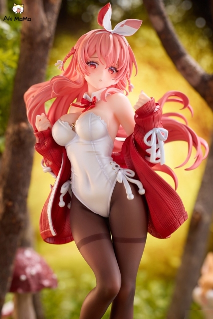 OtakuToys White Rabbit Illustrated by Rosuuri Deluxe Edition 1/7 Figure