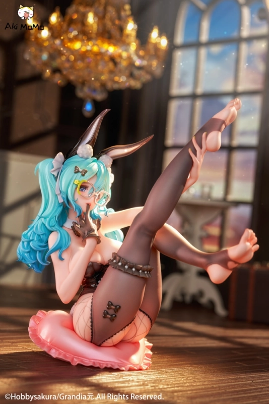 Hobby Sakura RABBIT GIRL 1/7 Figure