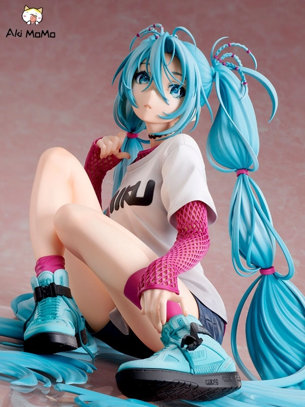 Stronger Hatsune Miku x Mai Yoneyama The Latest Street Style Cute 1/4 Figure (Single Shipment)
