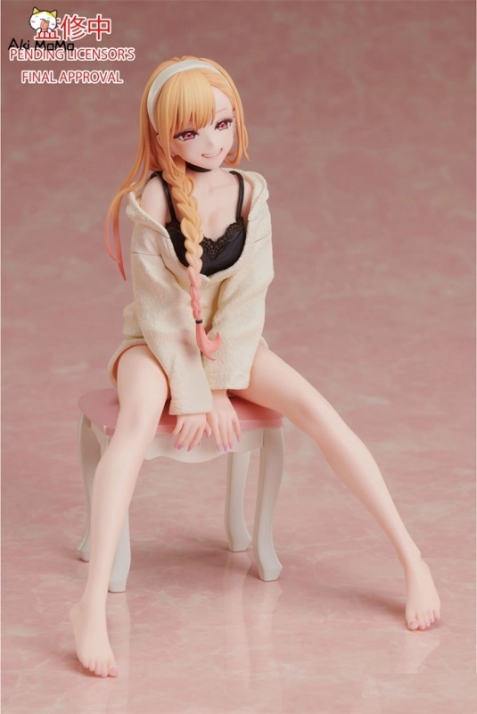 ANIPLEX+ Sono Bisque Doll wa Koi o Suru  Kitagawa Marin Room Wear Ver. Figure