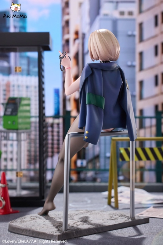 Lovely Naughty Police Woman R18 version 1/6 Figure