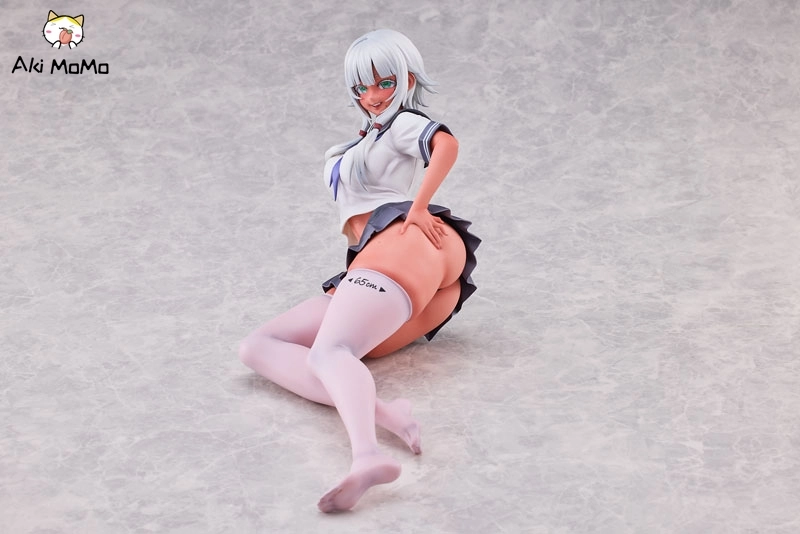 PURE World Where the Thickness of a Girl's Thighs is Equal to Her Social Status Raura Aiza & Iroha Shishikura 1/5 Figure