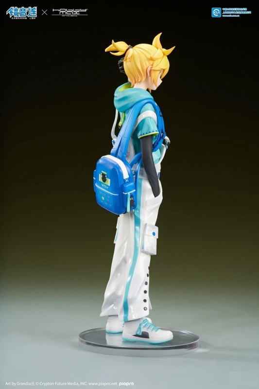 HobbyMax Vocaloid Kagamine Len 1/7 Figure
