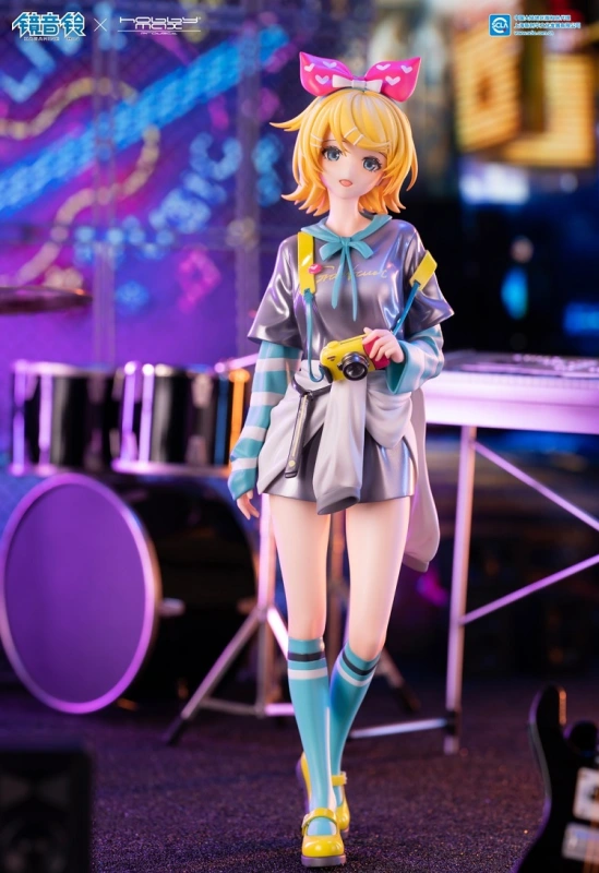 HobbyMax Vocaloid Kagamine Rin 1/7 Figure