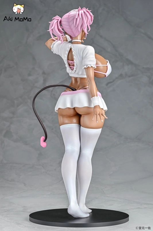 Q-six Kuro Gal Maid Inma Cocoa Pink ver. 1/6 Figure
