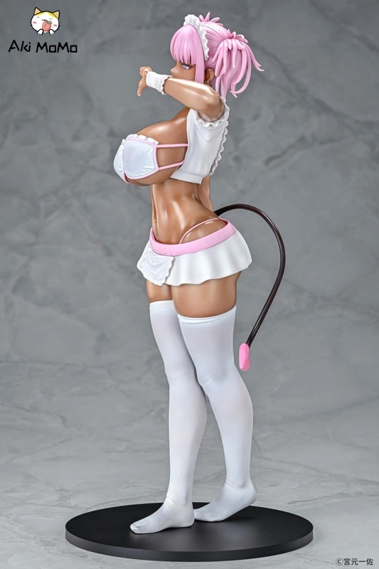 Q-six Kuro Gal Maid Inma Cocoa Pink ver. 1/6 Figure