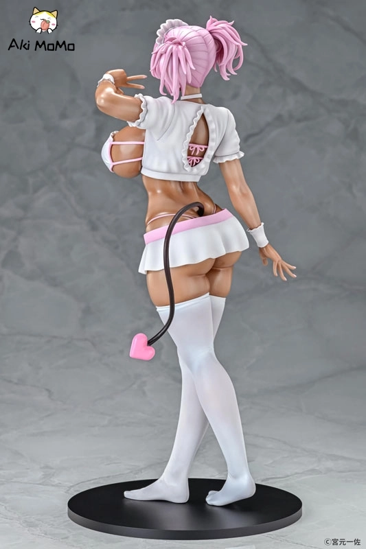 Q-six Kuro Gal Maid Inma Cocoa Pink ver. 1/6 Figure