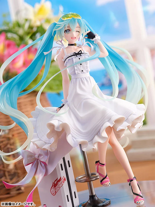 Wonderful Works Hatsune Miku GT Project Racing Miku 2021 Vacation Style Ver. 1/7 Figure
