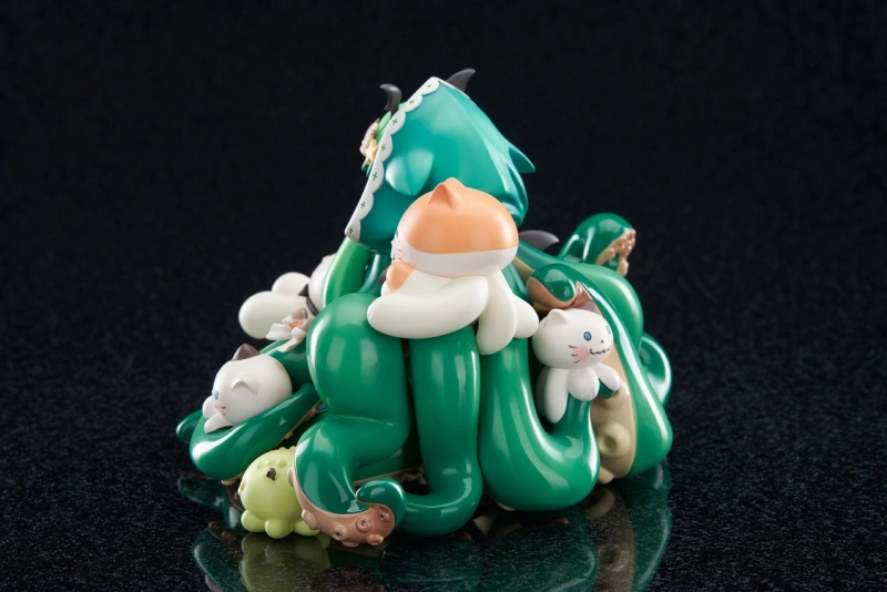 Apex Cthulhu × Meowthulhu Pajamas Party Figure
