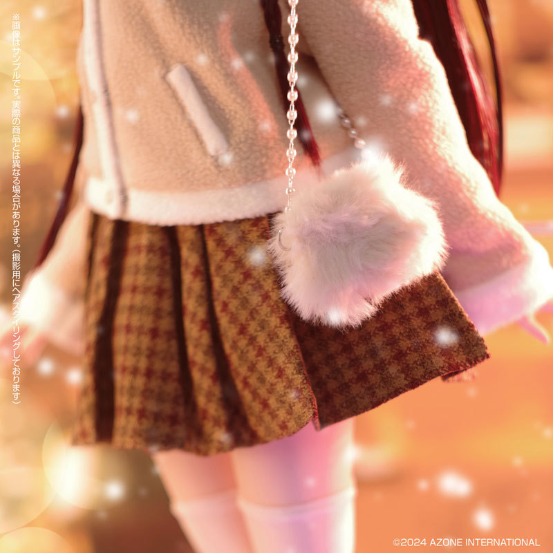 Azone snow drop Yui  lovely moment ver.  Doll