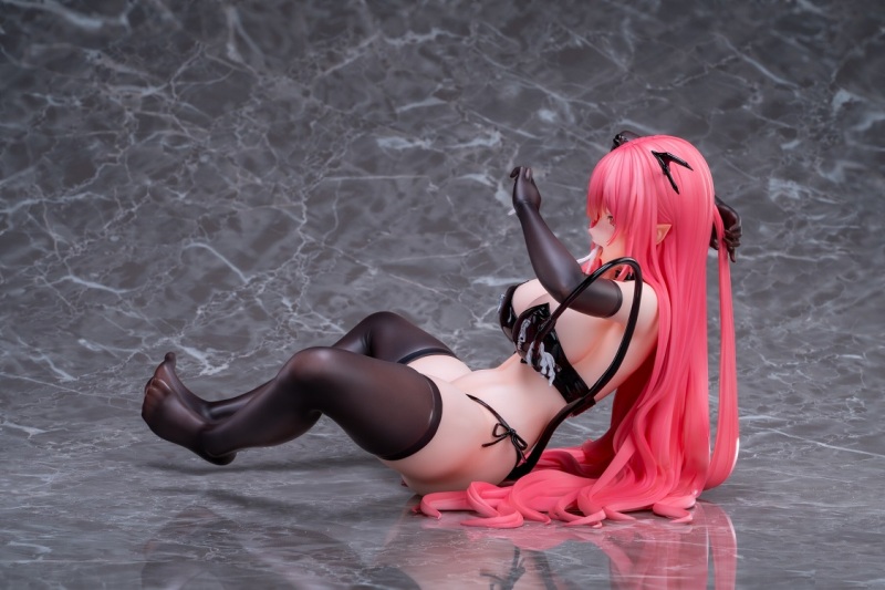 PartyLook Saki Illustrated by YUYU 1/4 Figure Regular Version