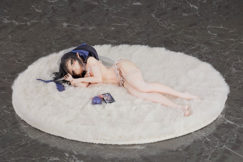 PURE Lie down Stella Illustration By Tamano Kedama Figure