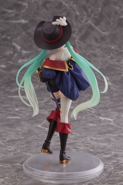 TAITO Hatsune Miku Wonderland Figure Puss in Boots