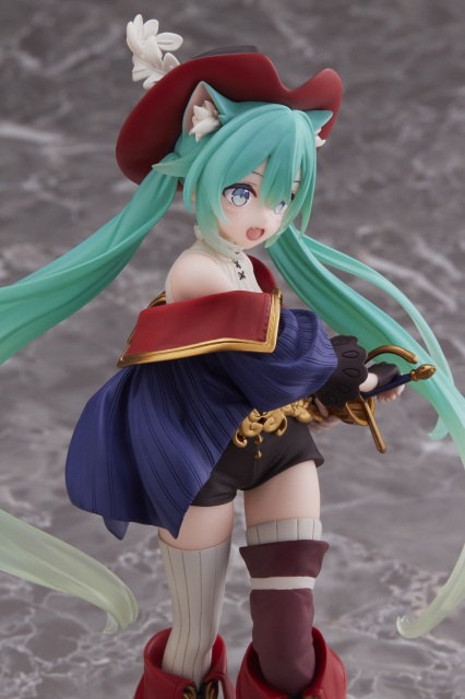 TAITO Hatsune Miku Wonderland Figure Puss in Boots