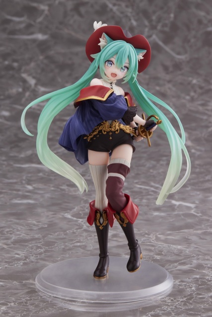 TAITO Hatsune Miku Wonderland Figure Puss in Boots