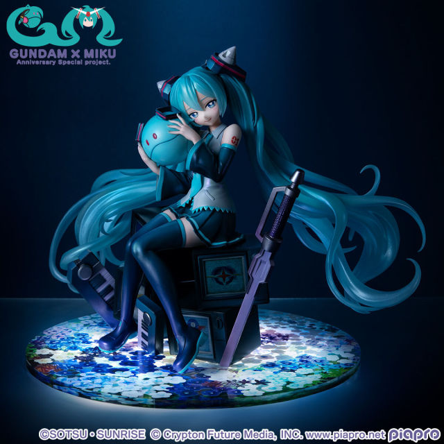 MegaHouse Gundam x Miku Anniversary Special Project Lucrea 1/7 Figure