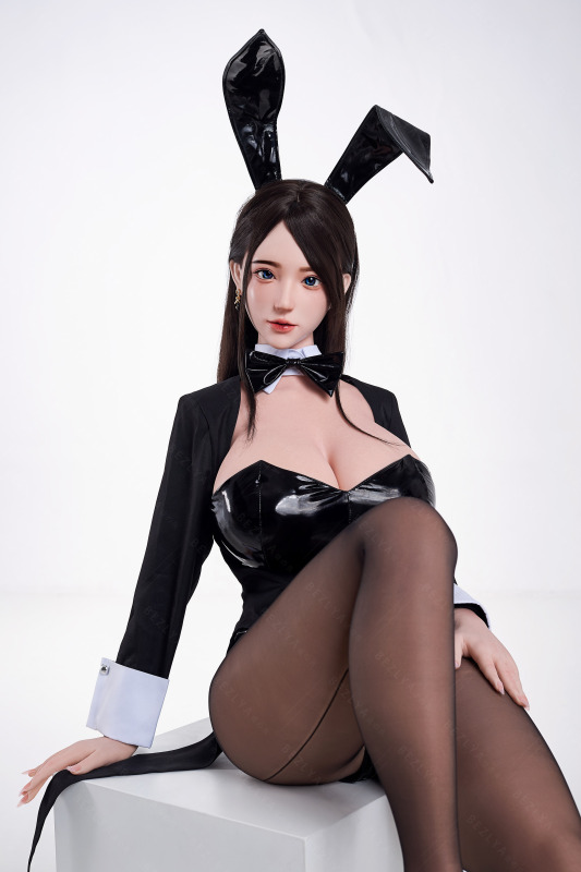 Bezlya 2.1 Series: Tipsy Bunny Girl Magnolia No. 1 Makeup 1/1 Scale Silicone Doll