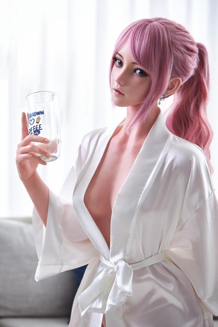 Bezlya 2.1 Series: Coral Ultra Makeup 1/1 Scale Silicone Doll