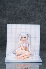 PURE Original Luna 1/6 Figure