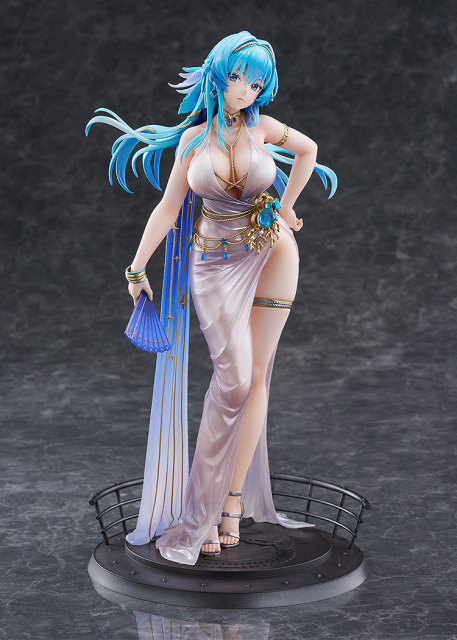 Max Factory Goddess of Victory: Nikke Helm Chandelier 1/7 Figure
